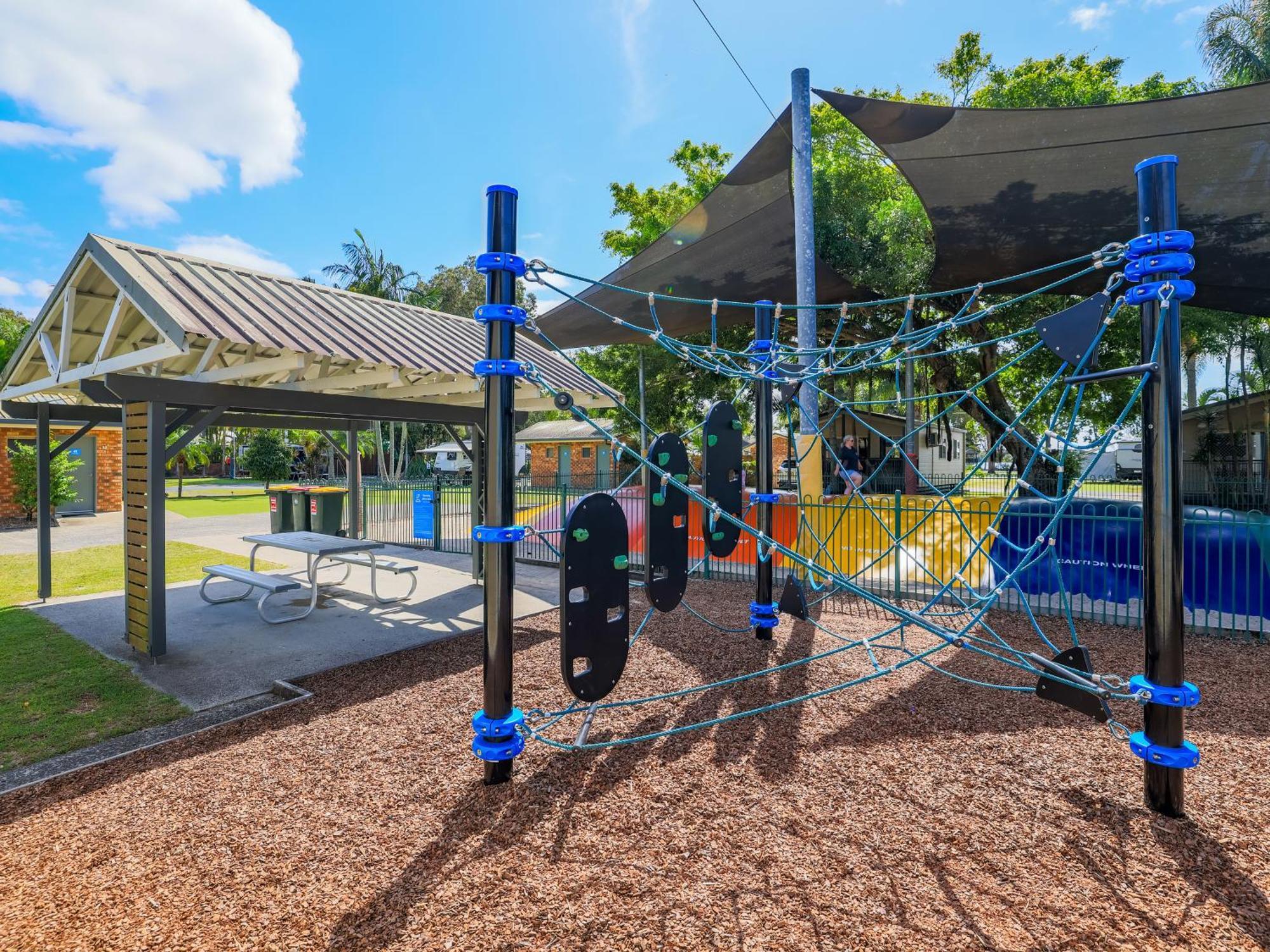 Nrma Blue Dolphin Yamba Holiday Resort Екстериор снимка