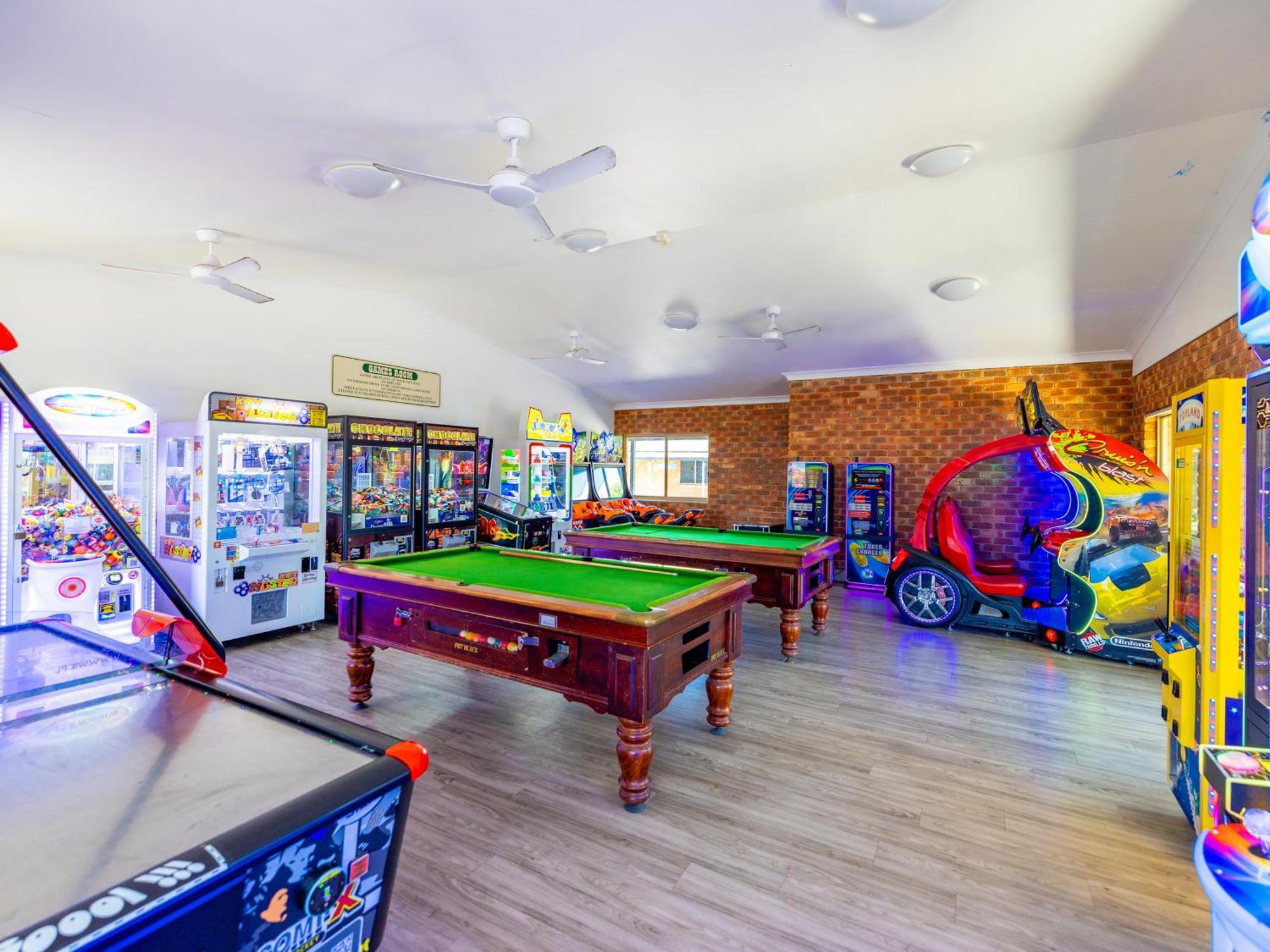 Nrma Blue Dolphin Yamba Holiday Resort Екстериор снимка