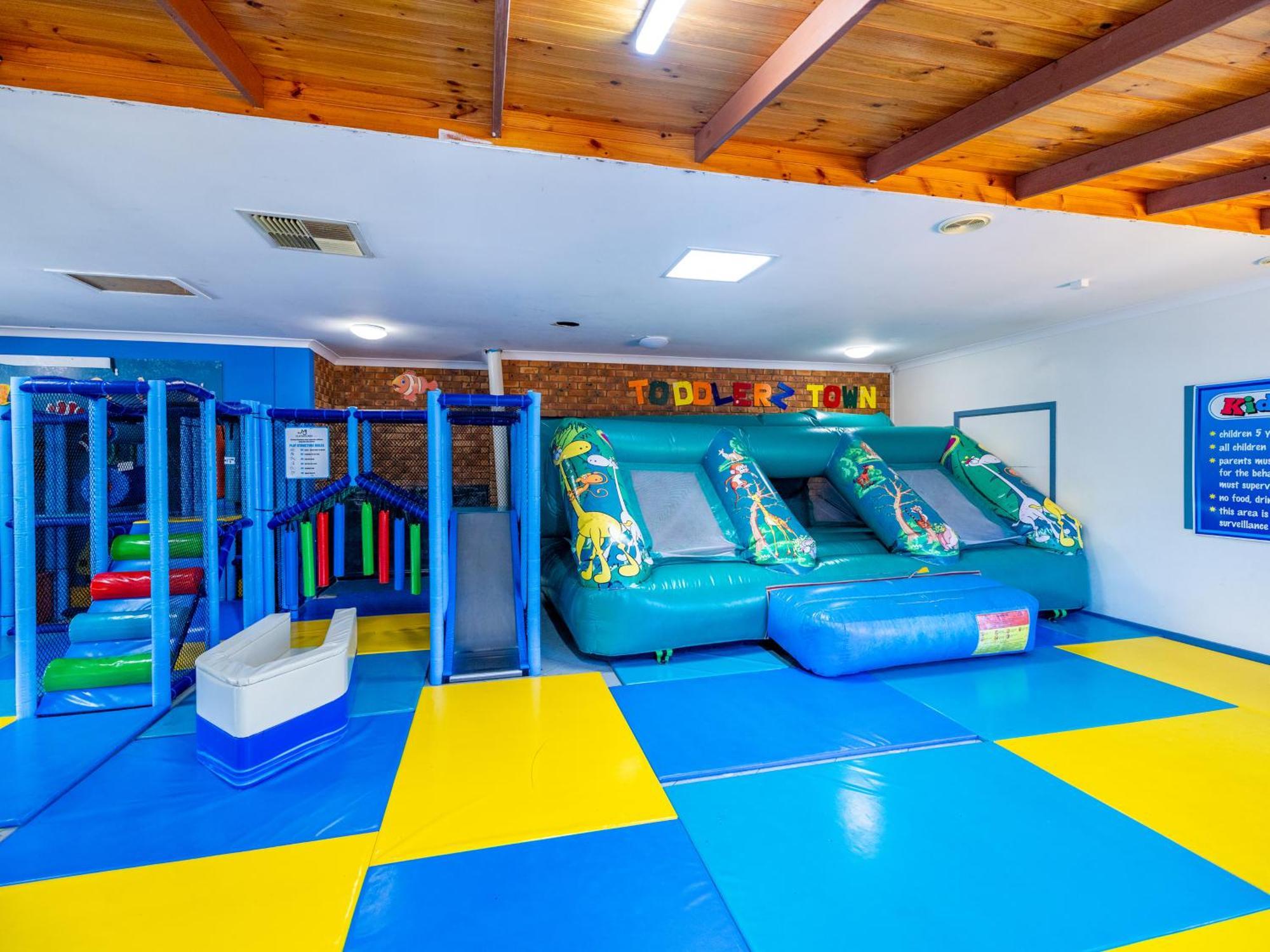 Nrma Blue Dolphin Yamba Holiday Resort Екстериор снимка