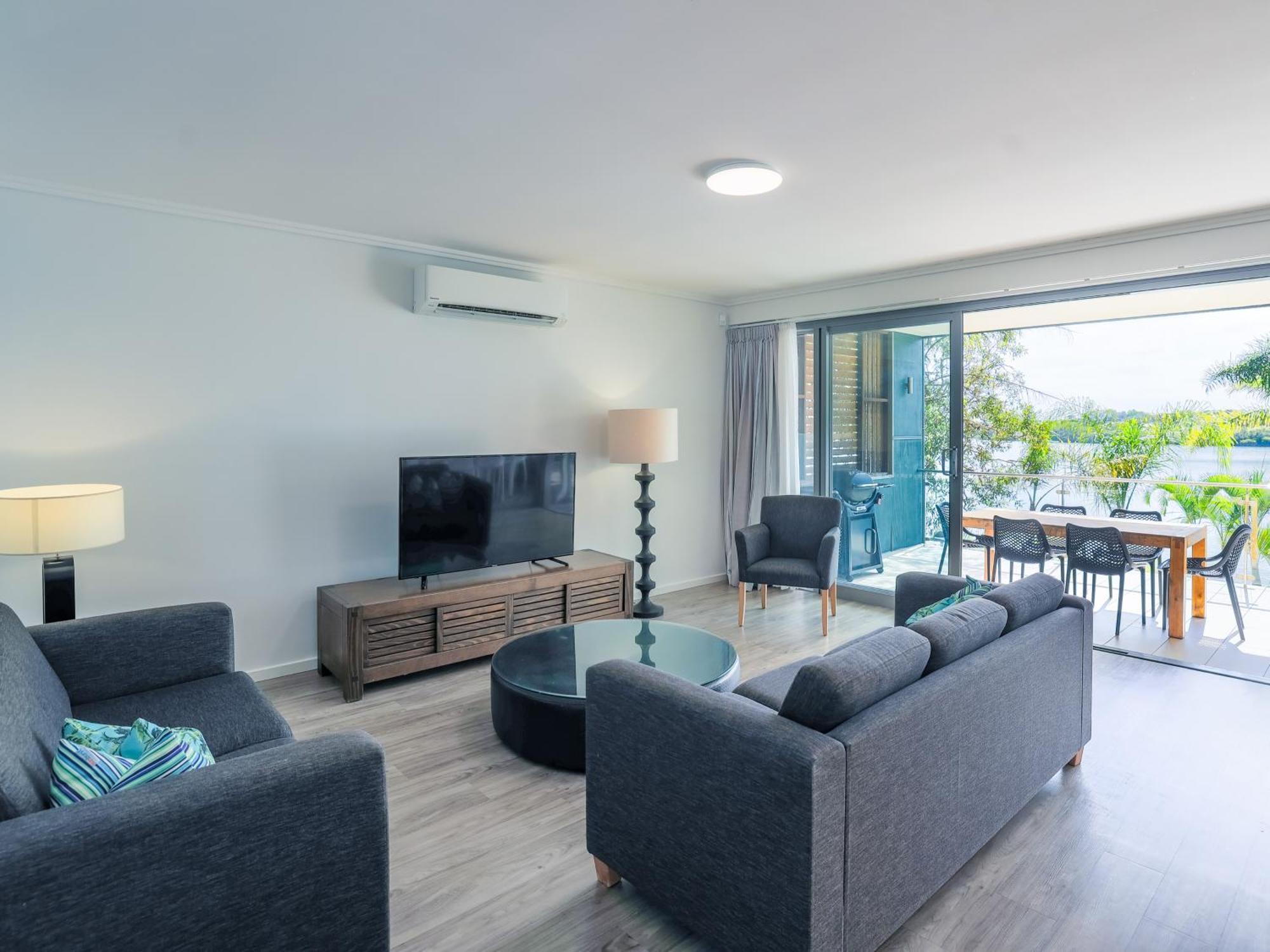 Nrma Blue Dolphin Yamba Holiday Resort Стая снимка